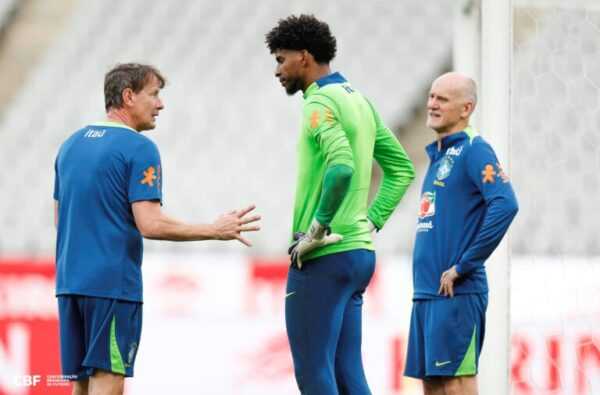 video:-selecao-brasileira-faz-ultimo-treino-antes-de-enfrentar-o-japao