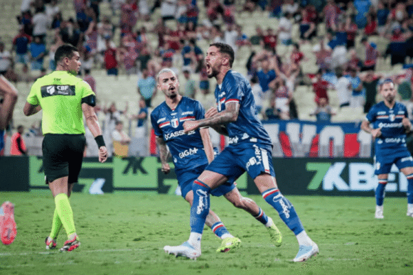 brasileirao:-confira-os-melhores-momentos-de-fortaleza-2-x-2-gremio