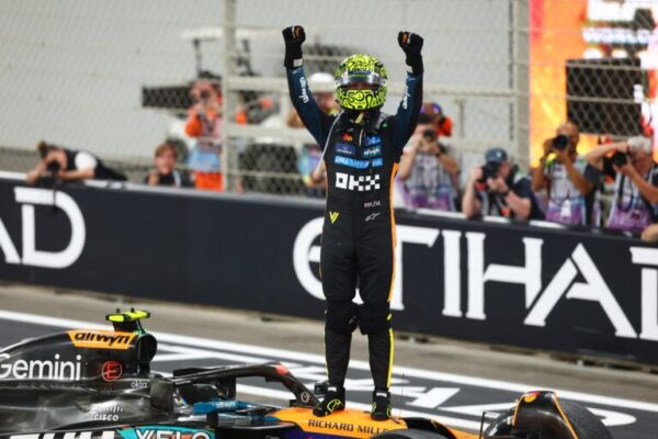f1:-norris-e-campeao-mesmo-com-vitoria-de-verstappen-em-abu-dhabi