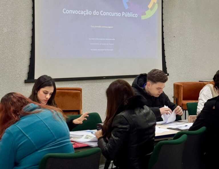 itaqua-inicia-convocacao-de-425-professores-aprovados-em-concurso-publico