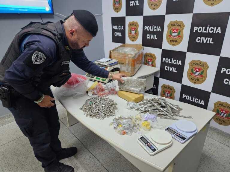 gcm-de-itaqua-apreende-mais-de-4-mil-porcoes-de-drogas-e-recupera-veiculos-roubados