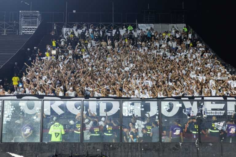Coordenada do Santos cobra diretoria depois de descumprimento conforme organizada-do-santos-cobra-diretoria-apos-descumprimento-de-acordo